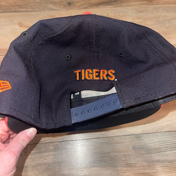 Auburn Tigers Embroidered Adjustable Hat 9FIFTY New Era Baseball Cap Flat Brim - Picture 5 of 6